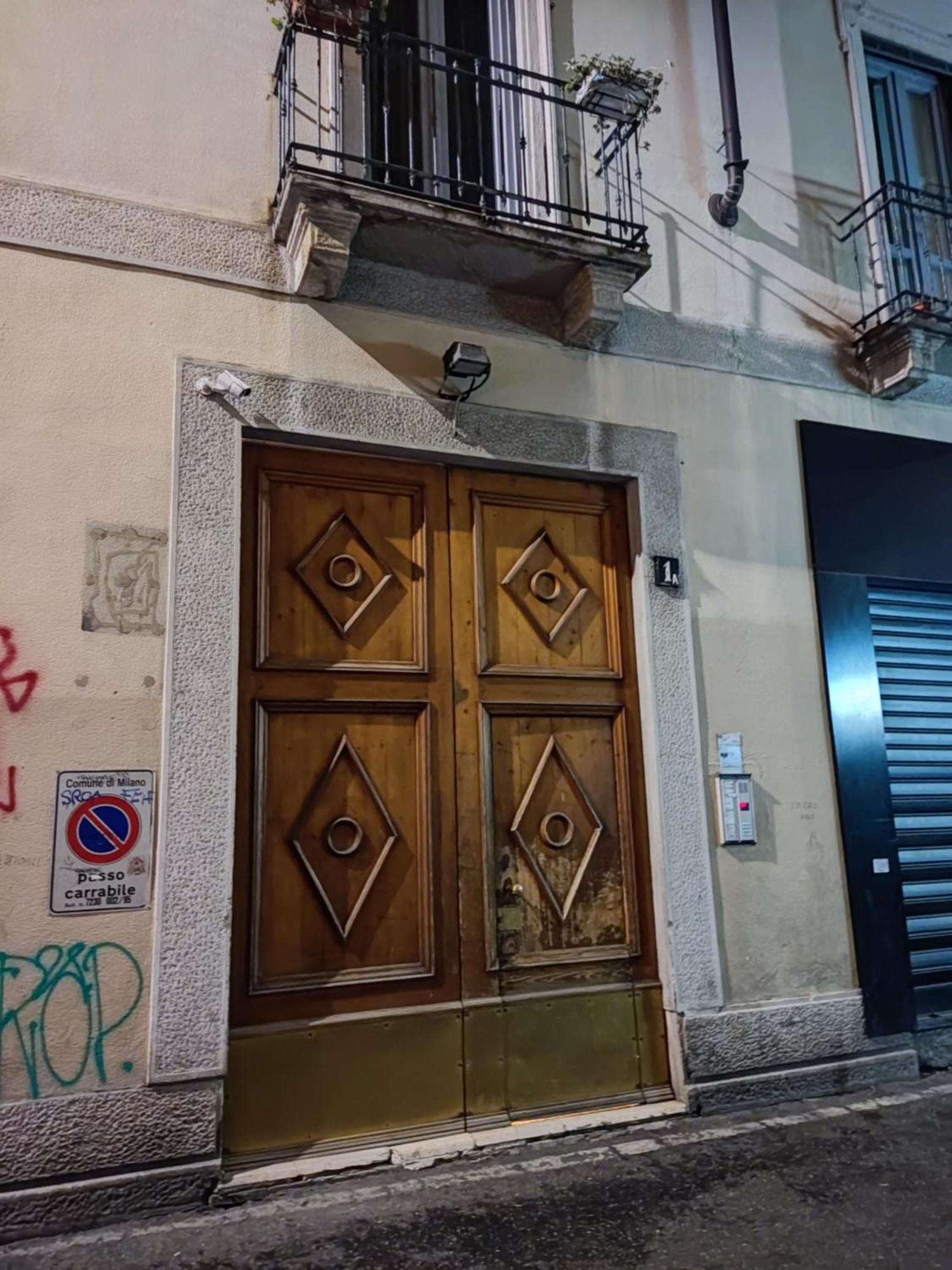 Isola Di Chinatown Bilocale Storico Nel Cuore Di Milano, Comfort E Stile Autentico Con 3 Letti Extra Large Bagian luar foto